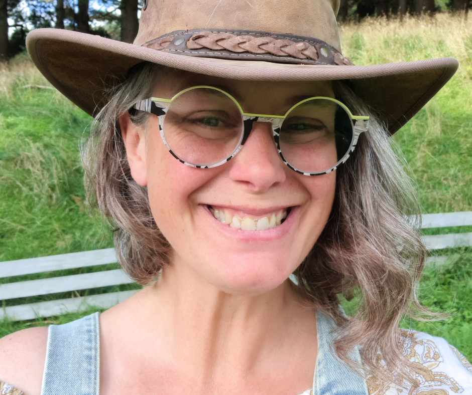 A practical nature-based, creative, somatic regulation toolkit for teaching numeracy, literacy, and science under pressure. (2)